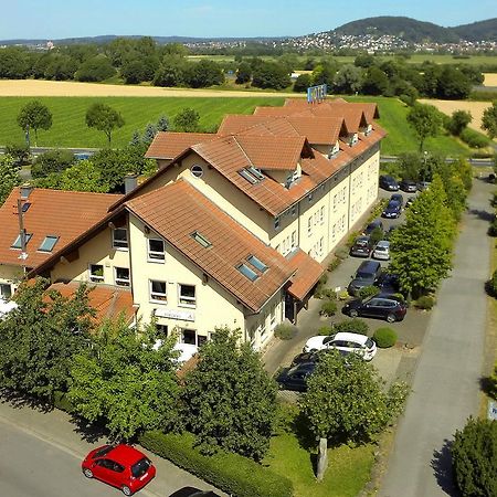 Hotel Parqeo Im A66 เกลน์เฮาเซน ภายนอก รูปภาพ