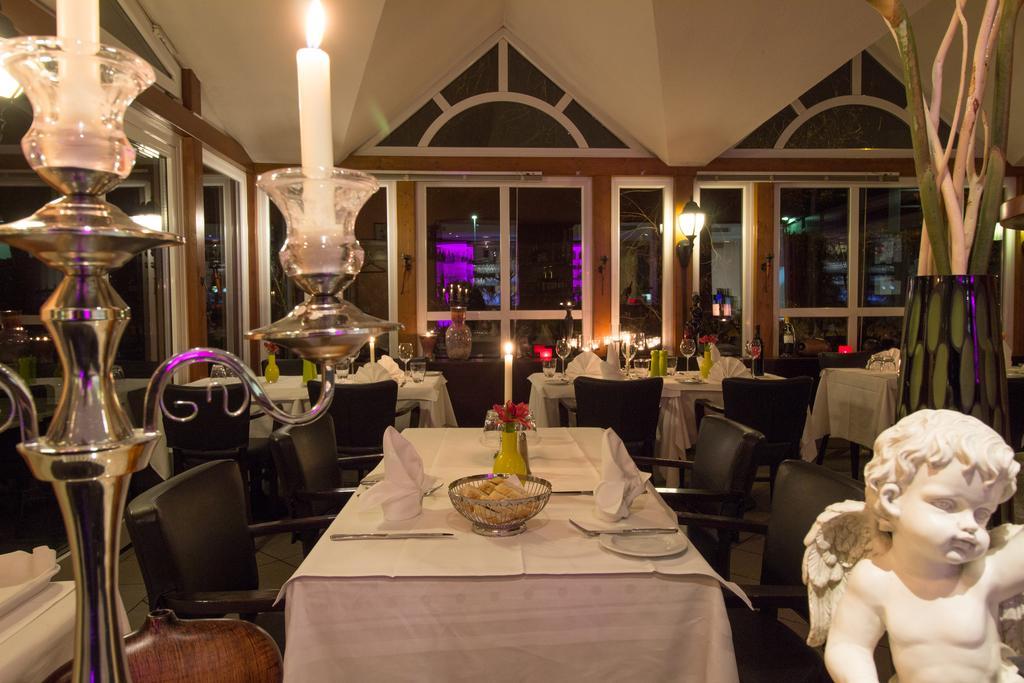 Hotel Parqeo Im A66 เกลน์เฮาเซน ภายนอก รูปภาพ