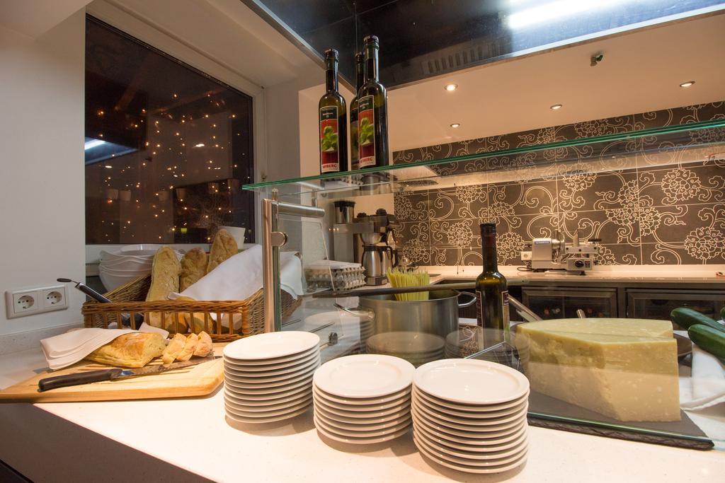 Hotel Parqeo Im A66 เกลน์เฮาเซน ภายนอก รูปภาพ