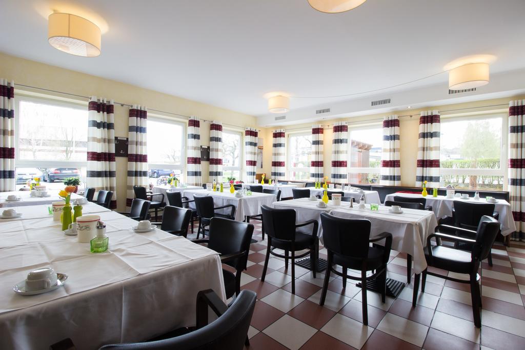 Hotel Parqeo Im A66 เกลน์เฮาเซน ภายนอก รูปภาพ